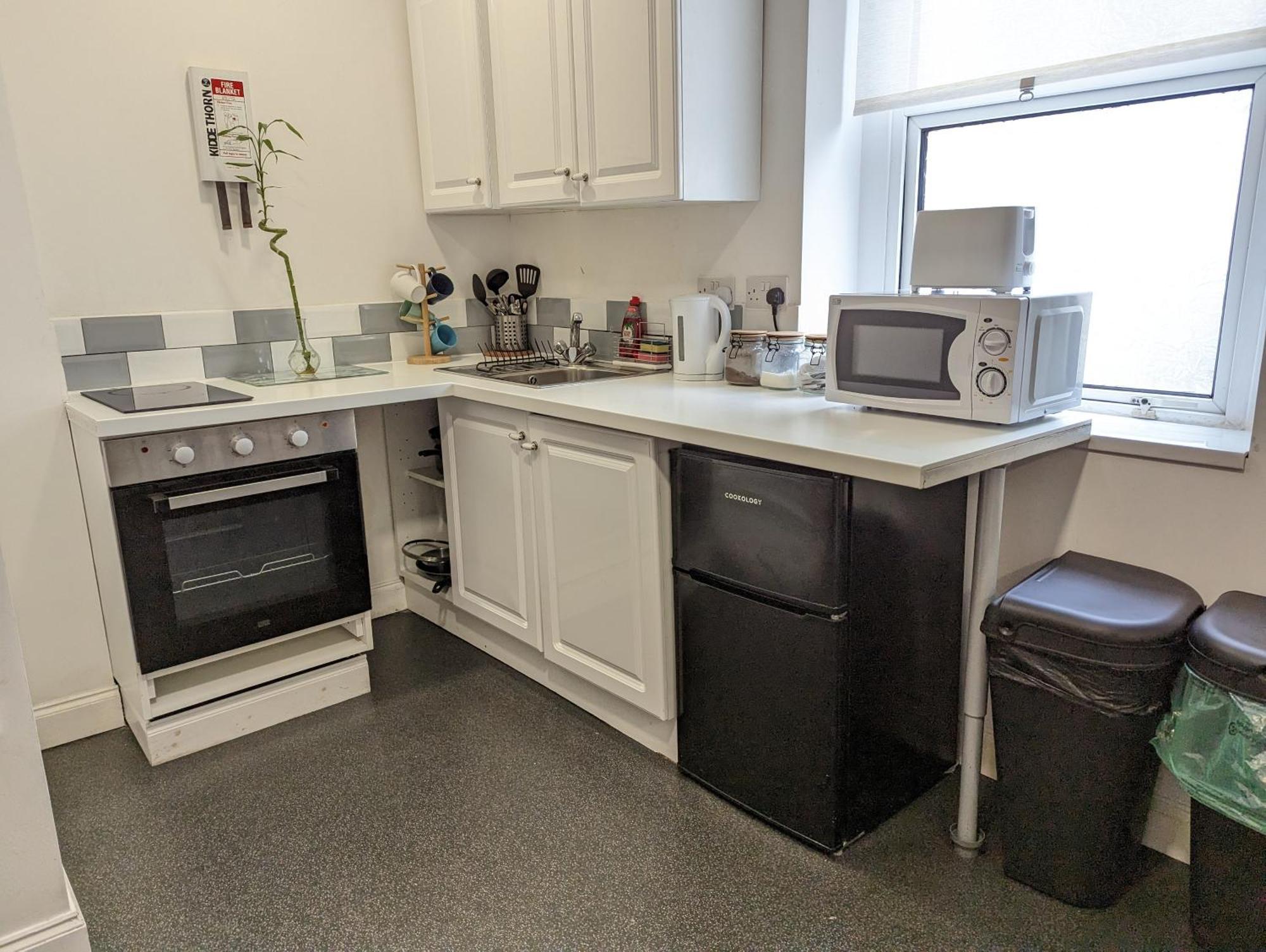 Serene 1 Bedroom Flat In Roath Cardiff Eksteriør bilde