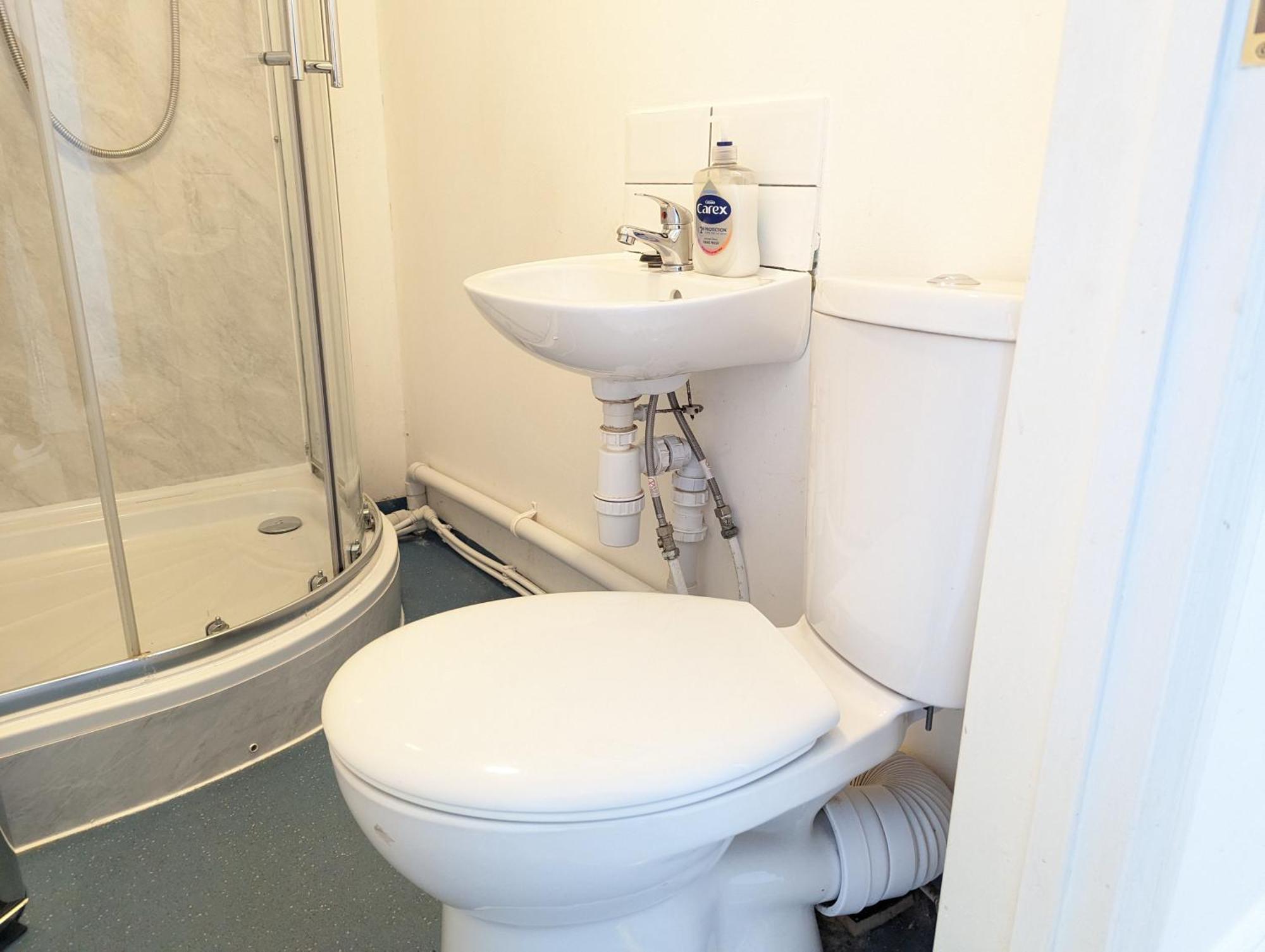 Serene 1 Bedroom Flat In Roath Cardiff Eksteriør bilde
